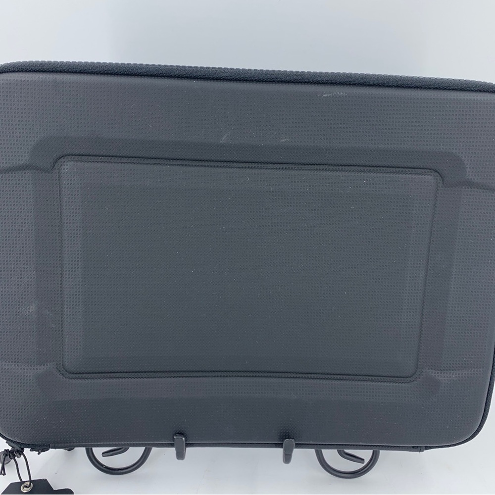 Thule Sweden gauntlet 3.0 sleeve FITS 13 inch MacBook Pro black NEW - Picture 7 of 10